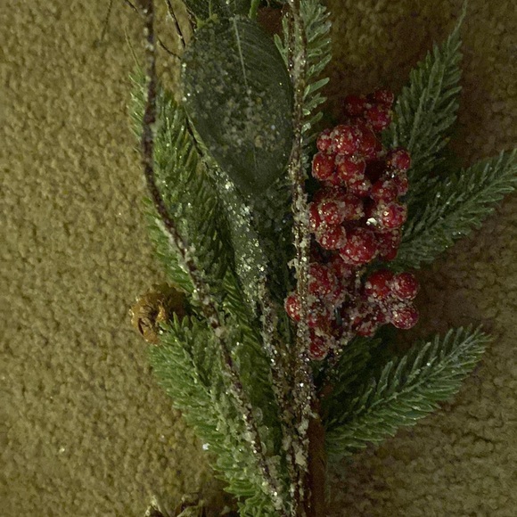 Christmas Glitter Green with Red Berries Pick - Picture 6 of 6